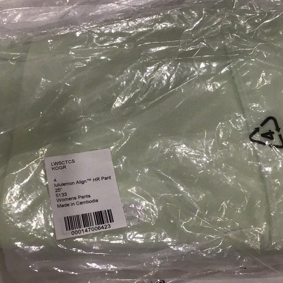 E - Lululemon Align High-Rise Pant 25"
Kohlrabi Green - Picture 5 of 5